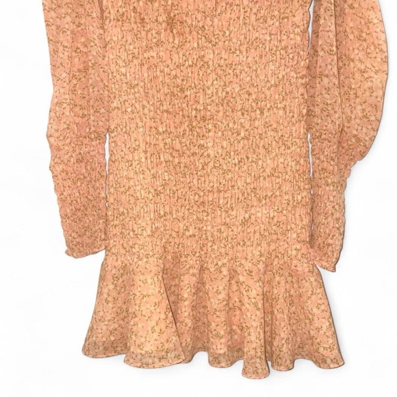 NWOT Miss Lola Floral Long Sleeve Dress Size M - FREE SHIPPING ๐
๐ฝ - Picture 5 of 6